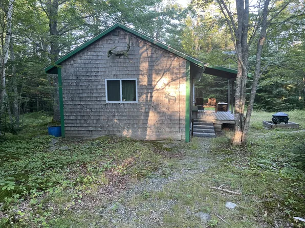 1020 E East Side Road, Addison, ME 04606