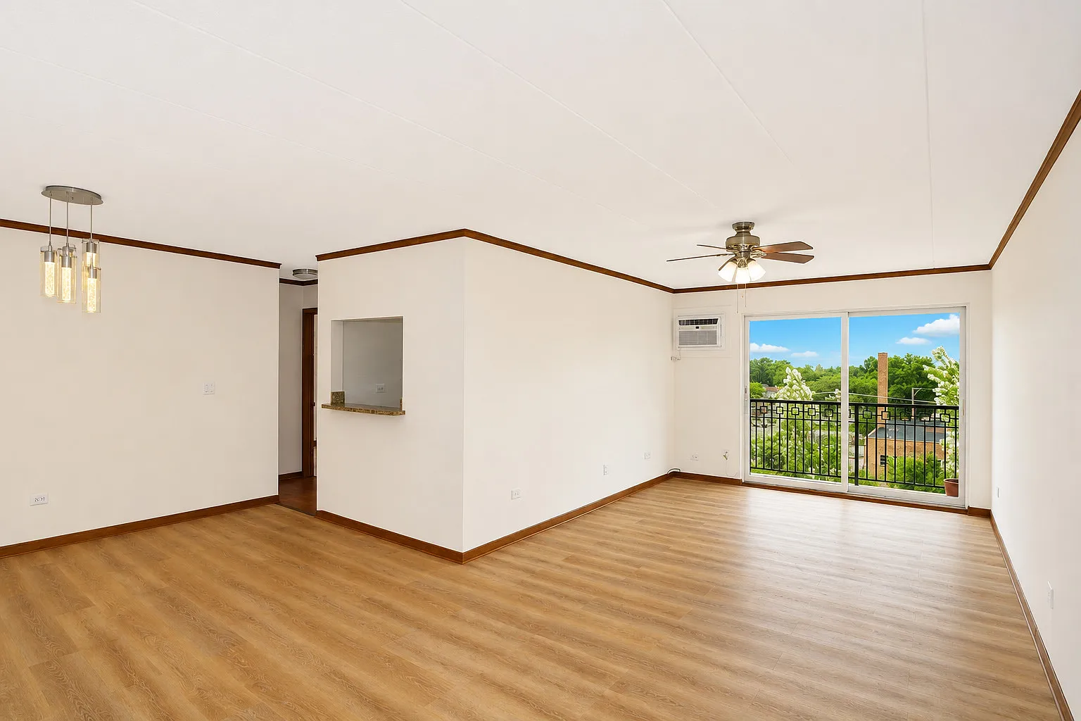 2 bed, 1.5 bath, 1200 sqft, $1,950 — Photo 4
