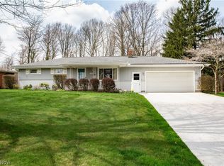 1552 Palo Verde Dr, Youngstown, OH