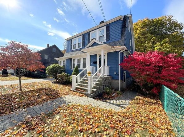70 Hesseltine Ave, Melrose, MA 02176