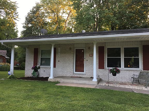 2nd image of 33 Indian Dr