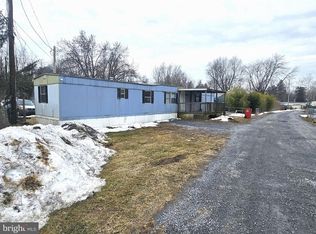 198 Black Gap Rd Trailer 131, Fayetteville, PA 17222