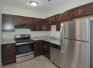 1200 E Broadway APT 4, Louisville, KY 40204