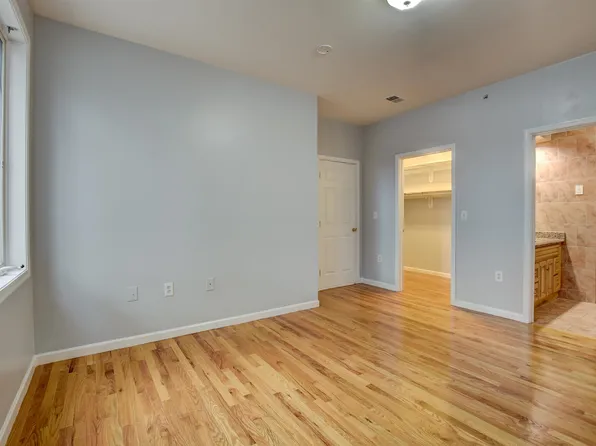 38 Court House Place image 10 of 15