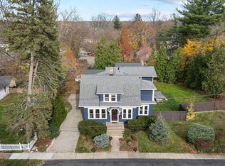 7 Robertson Ct, Clarkston, MI 48346