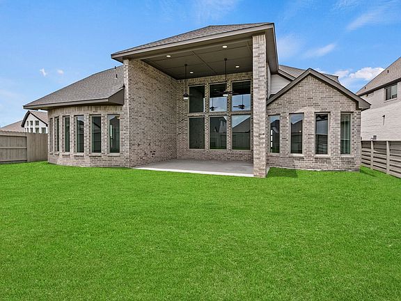 5th image of 4907 Lime Meadow Ln