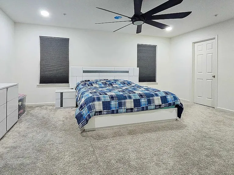 1624 Haralson Dr — Photo 15