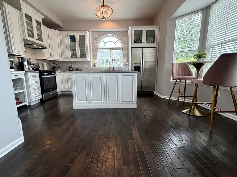 173 Providence Ln — Photo 14