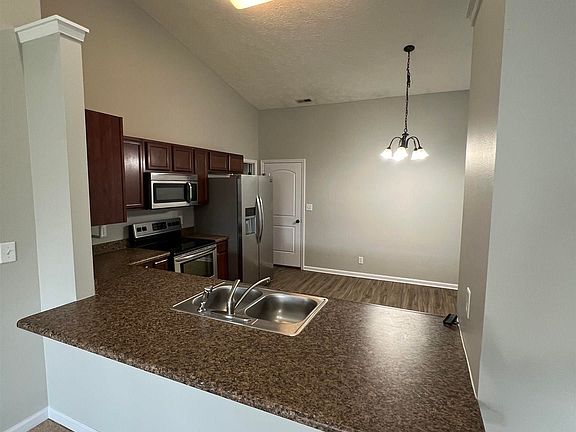3rd image of 2357 Cushing Dr