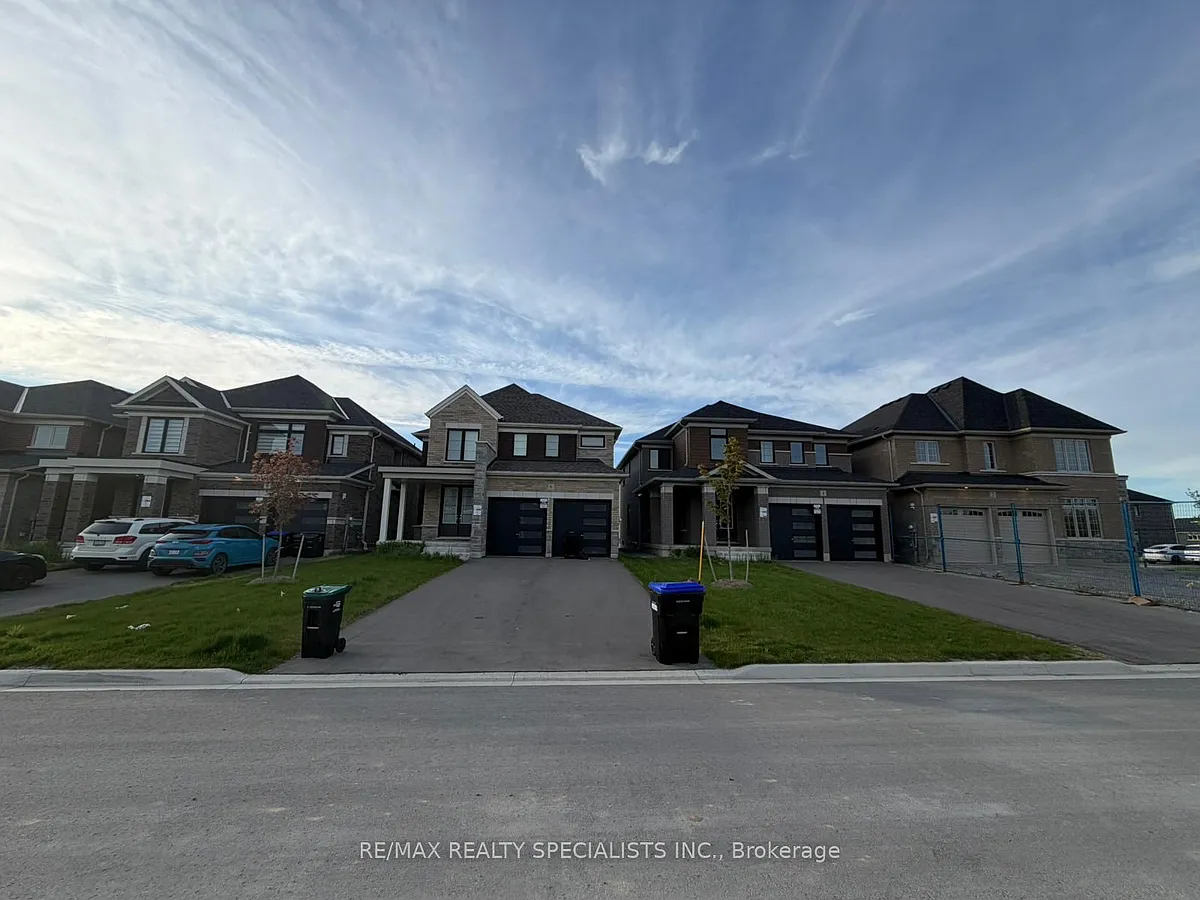 Building Photo - 6 Bluebird Blvd