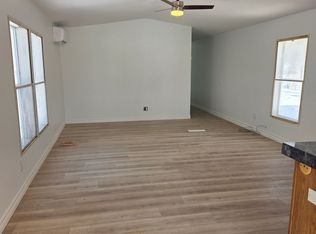 15 Taylor St, Rideau Lakes, ON K0G1E0