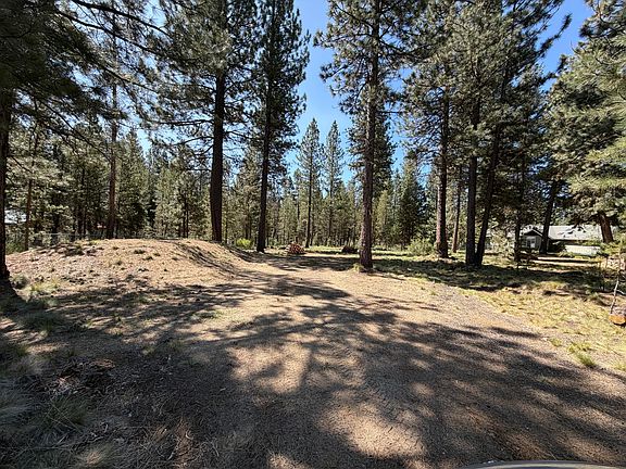 3rd image of 17019 Upland Rd