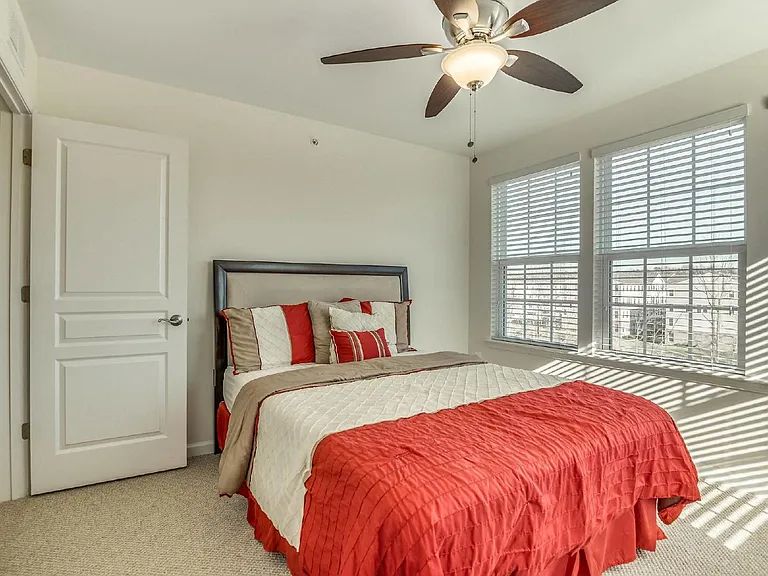 14755 Malloy Ct — Photo 24