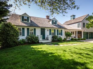 32 Clevelandtown Rd, Edgartown, MA 02539
