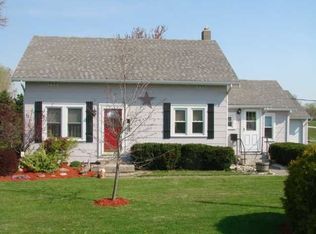 8901 Arquette Rd, Oregon, OH 43616