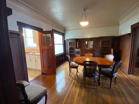 2nd image of 221 7th Ave #2