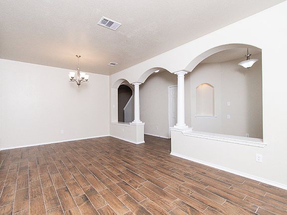 2nd image of 2403 Black Orchid Dr