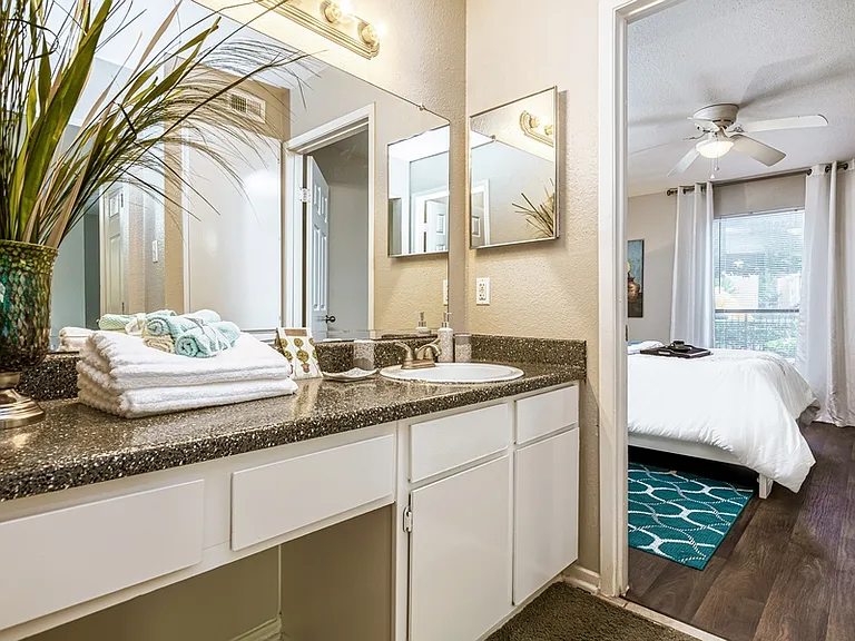 The Park @ Live Oak Apartments — Photo 11