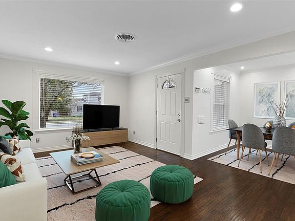 2nd image of 3943 Cortez Dr