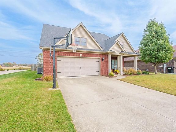 2nd image of 2813 Glencrest Dr