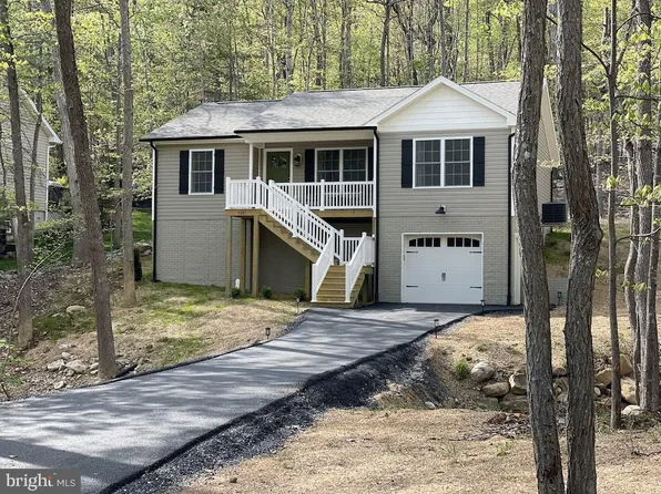 5281 Trevino Dr, McGaheysville, VA 22840