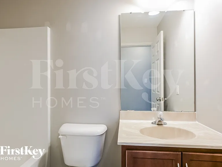 3238 Starkville St — Photo 12