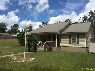 4278 Shamrock Rd, Marianna, FL 32448