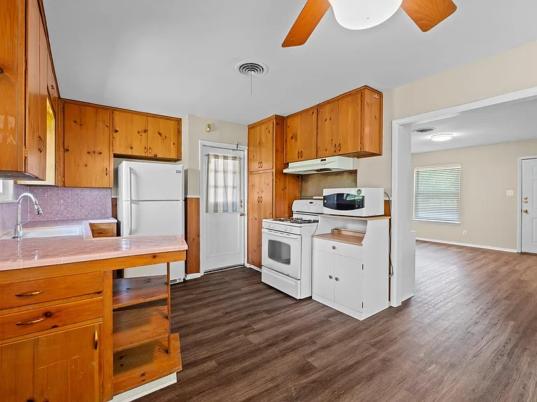 5118 Waterbrook Dr — Photo 11