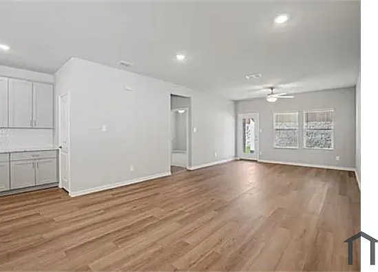 428 Dorothy Dr — Photo 10