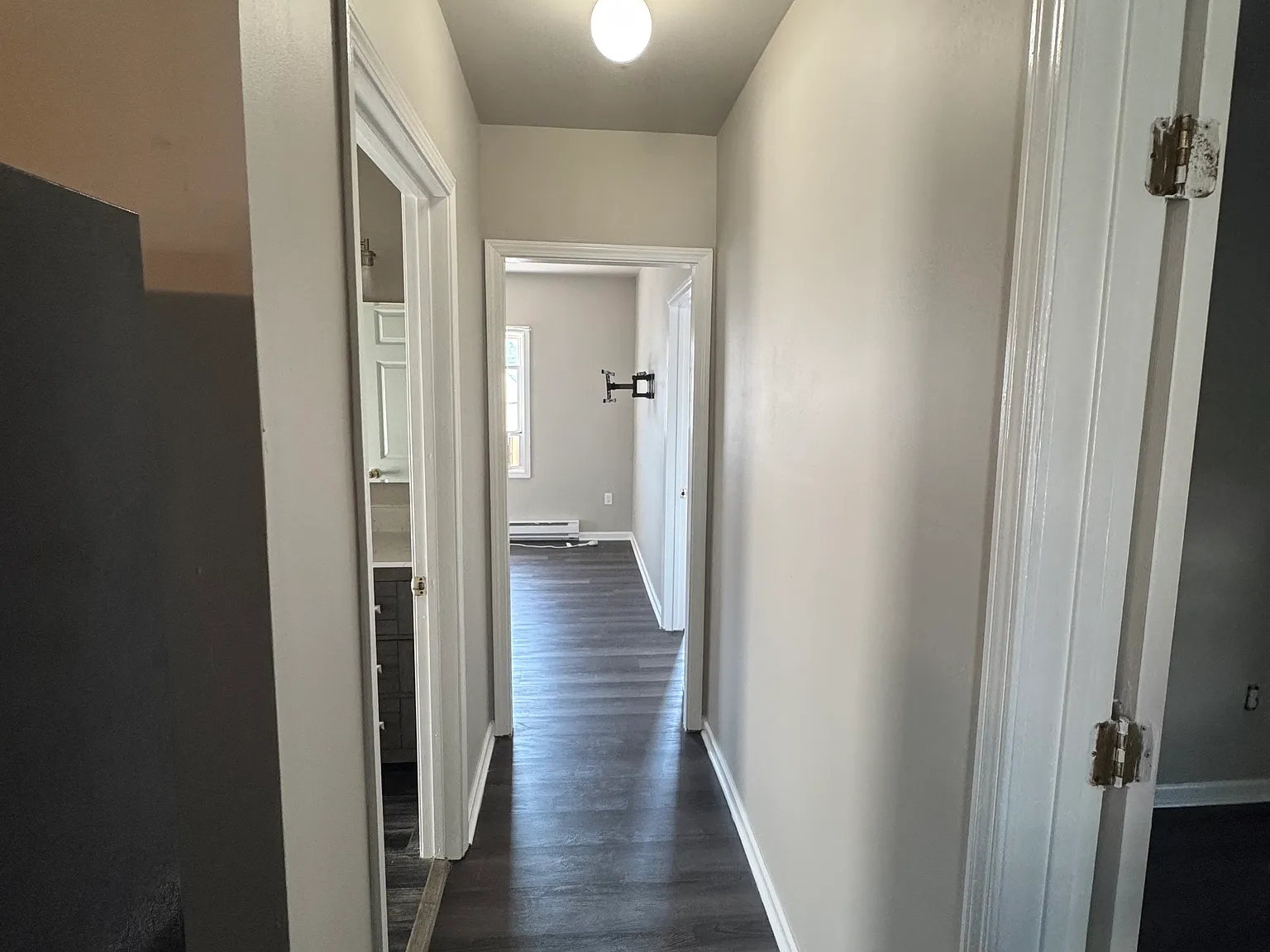 2 bed, 900 sqft, $1,850 — Photo 2