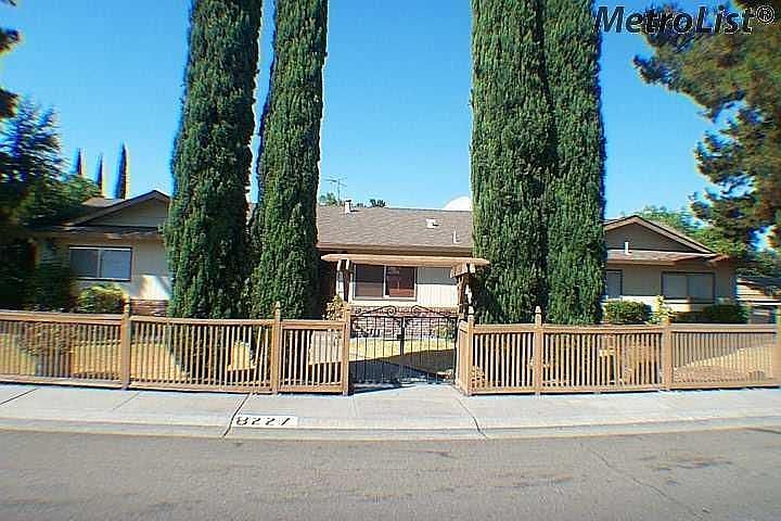 2nd image of 8227 Lan Ark Dr