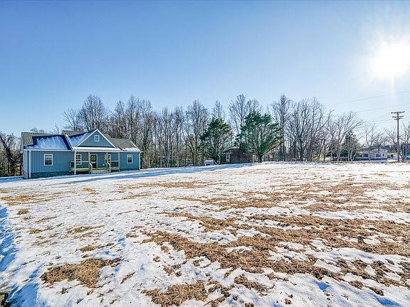 4th image of 2755 McCoinsville Rd