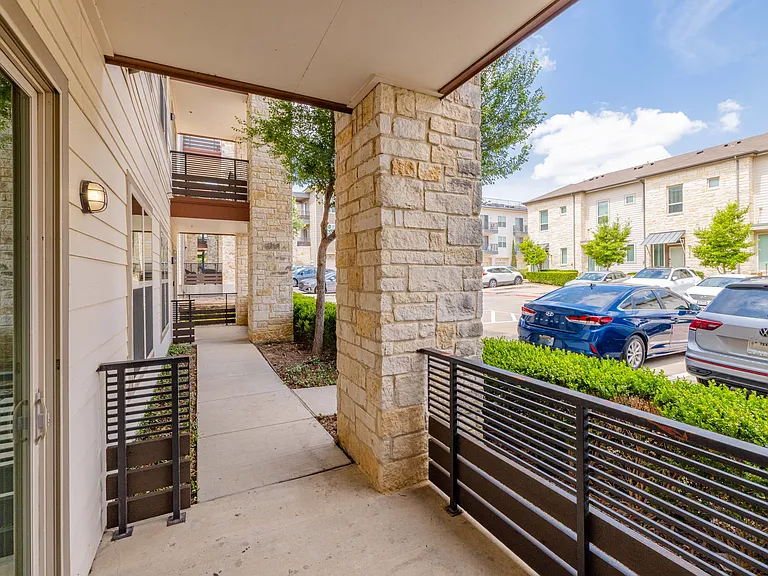 The District At Cypress Waters - Parson's Green — Photo 591