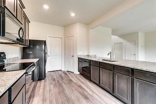 13609 Mineral Rd — Photo 14