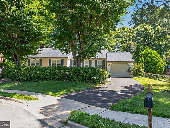 2nd image of 12023 Torrey Pine Ct