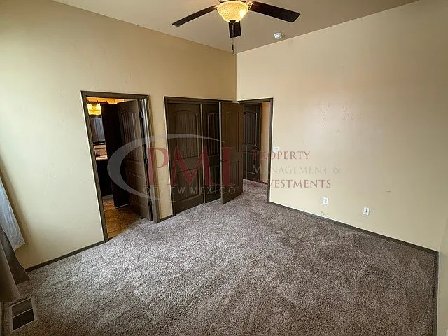 4343 Capistrano Ave — Photo 20