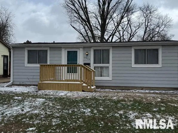 2304 Sutherland Rd, Springfield, IL 62702