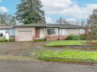 1533 SW Fairview Ave, Dallas, OR 97338