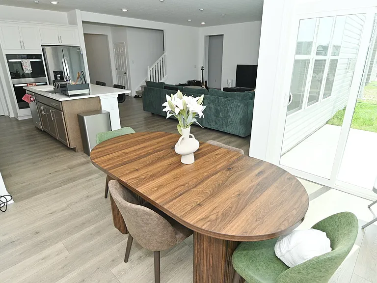 7348 Deerberg Dr — Photo 22