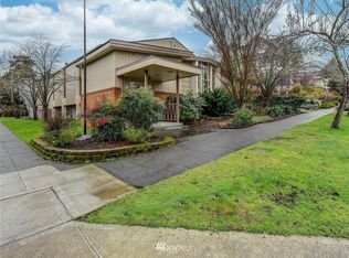 3701 Burke Ave N, Seattle, WA 98103