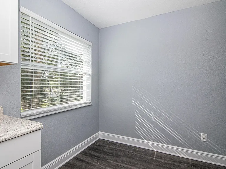 107 Karde Ln #E — Photo 11
