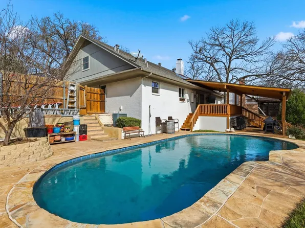 2703 Chinquapin Oak Ln, Arlington, TX 76012