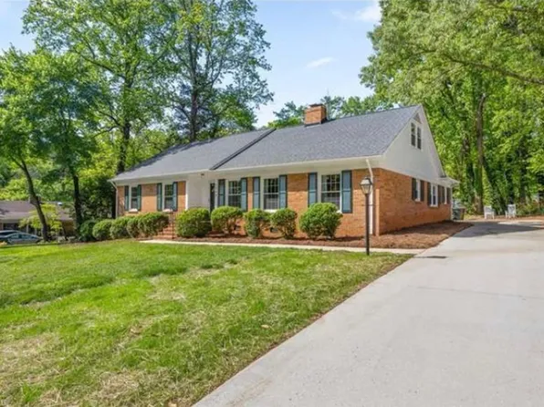 1803 Red Forest Rd, Greensboro, NC 27410