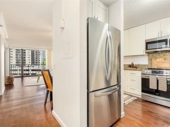 98-501 Koauka Loop APT A502, Aiea, HI 96701