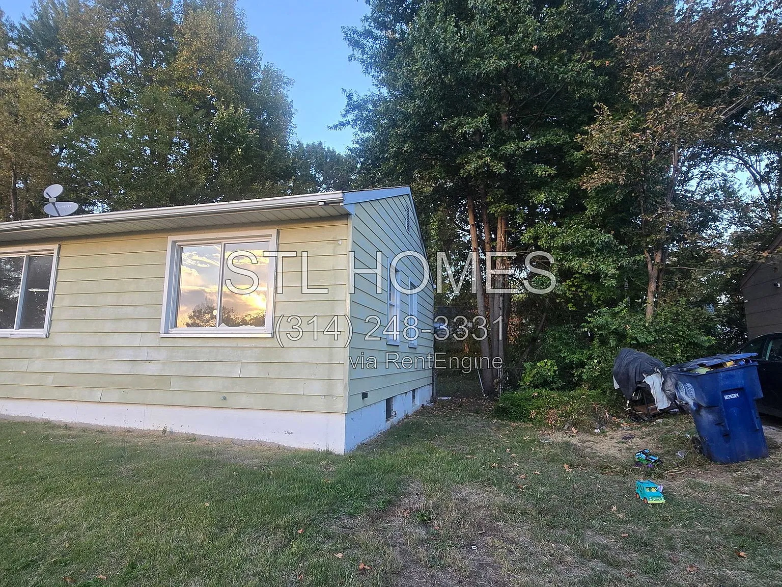 3 bed, 1.0 bath, 888 sqft, $1,195 — Photo 3