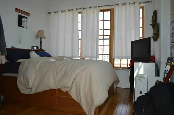 Rented by Dream Space Realty | media 12