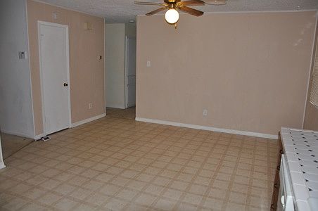 1st image of 1209 Curry Ave