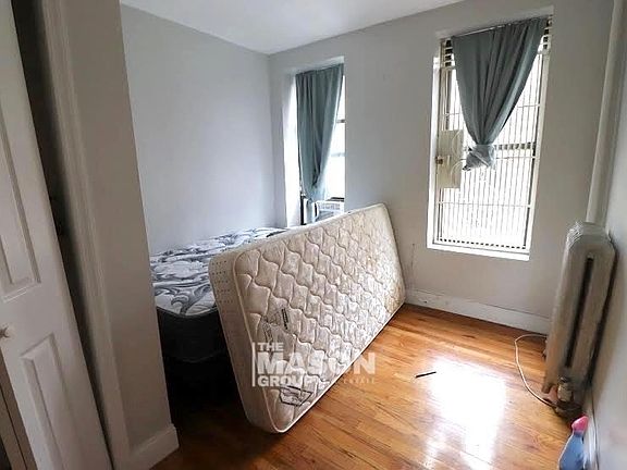 4th image of 70 W 109th St APT 50