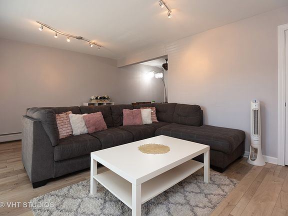 2nd image of 1250 E Washington St APT 7