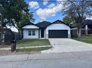 4707 Chapman St, Fort Worth, TX 76105